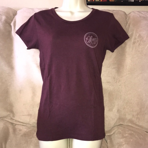 Obey Medium maroon and white short sleeved shirt 💕 - Picture 2 of 6